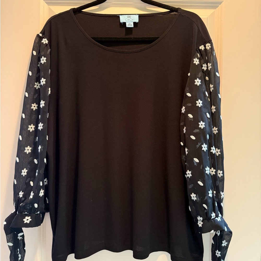 Black Floral Sleeve Women's Top